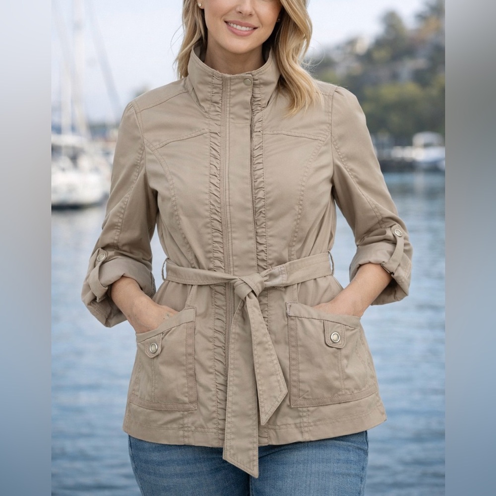 White House Black Market Beige Jacket Belted Women’s Size 10